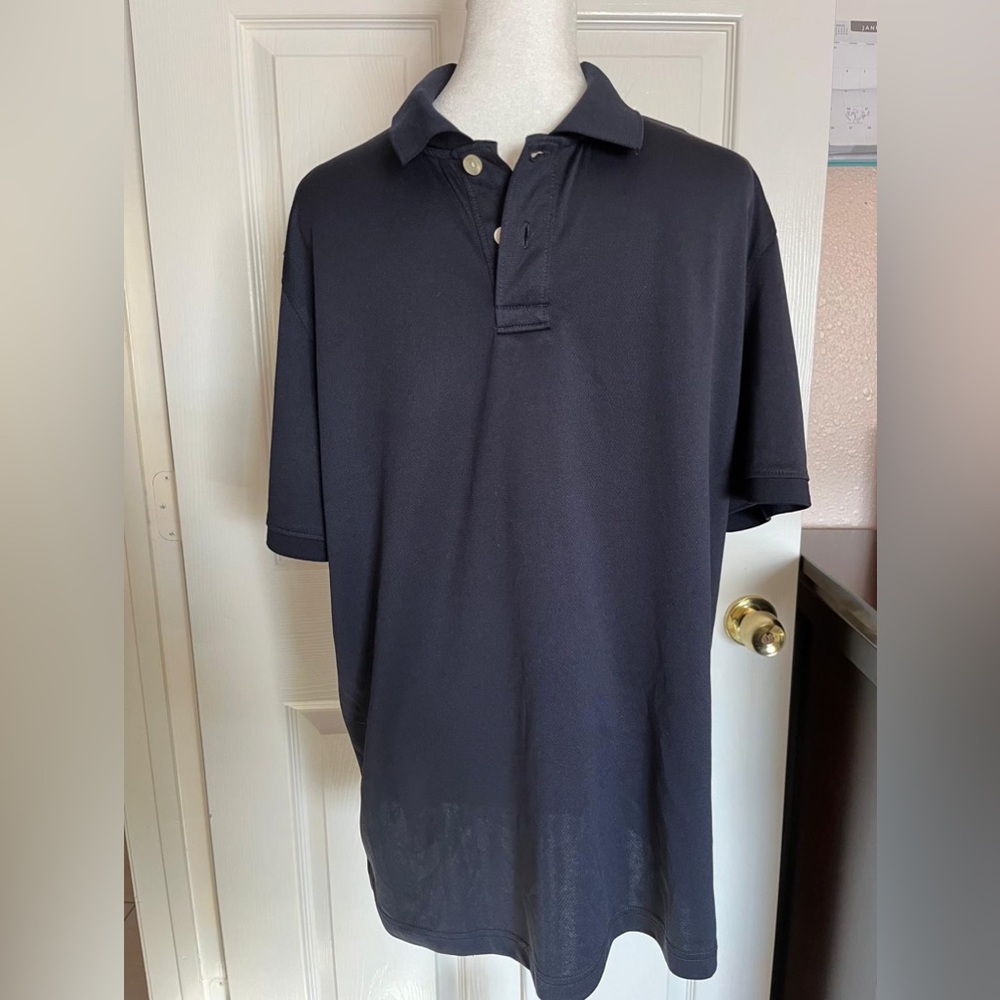 (H) Arizona Men's navy blue button down collar shirt